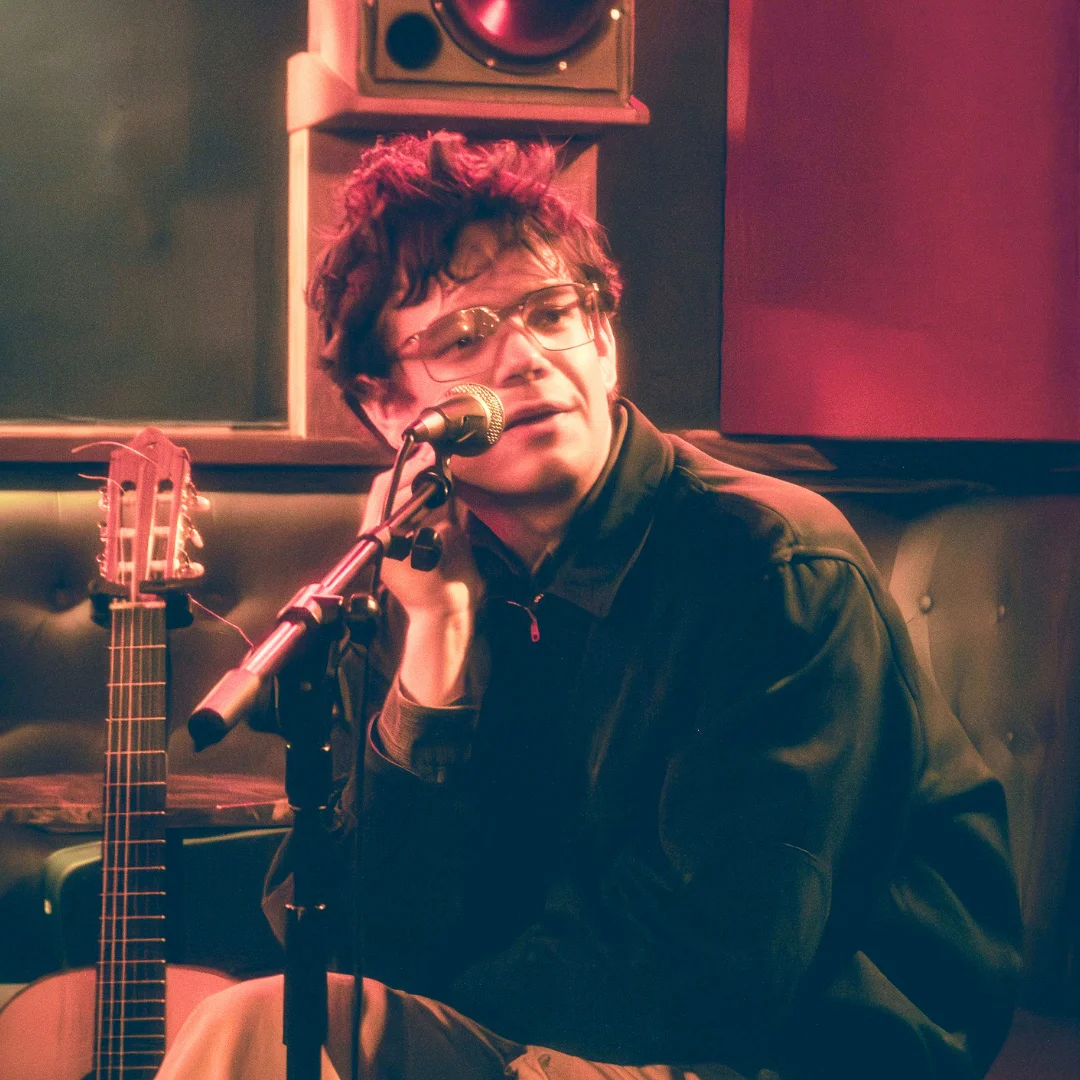 My New Band Believe en Madrid: así suena el álbum debut de la nueva banda de Cameron Picton